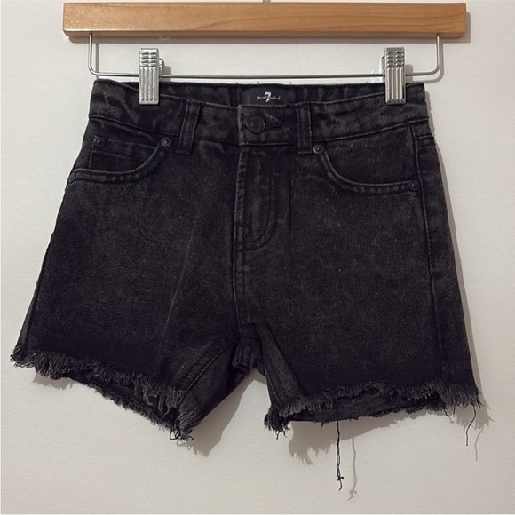 Seven For All Mankind Girls Black Frayed Denim
Shorts NWT Size 10 - Picture 2 of 4
